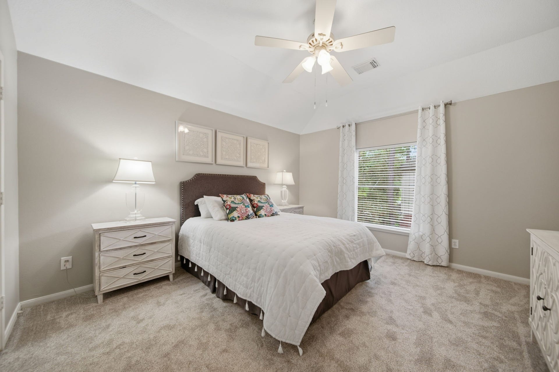 99 E Sterling Pond Circle, The Woodlands, TX 77382 99 E Sterling Pond Circle, The Woodlands, TX 77382