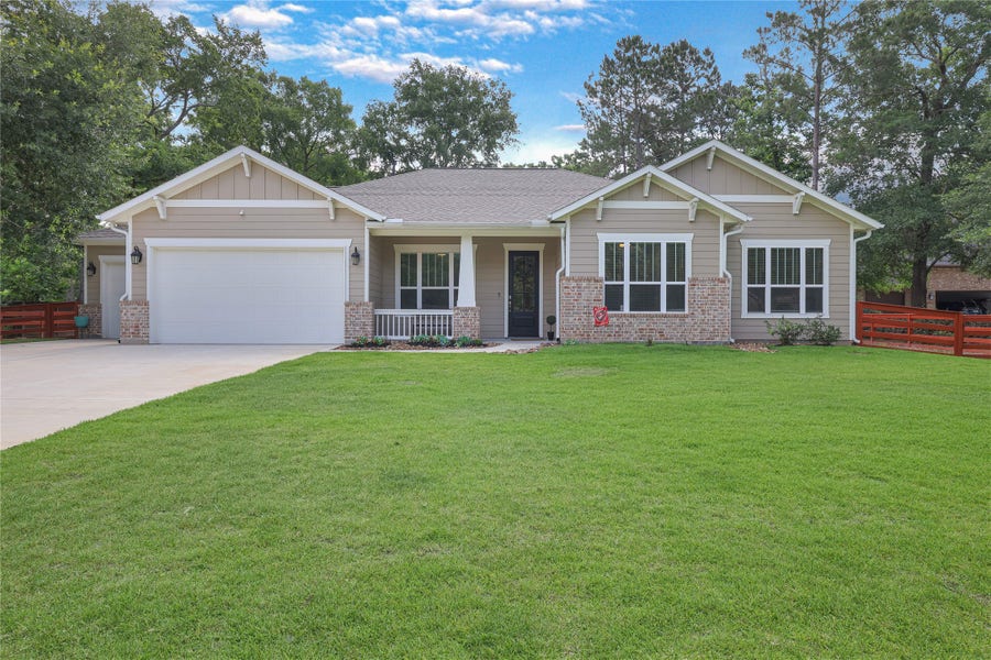Property photo for 8927 Catamaran Way, Montgomery, TX