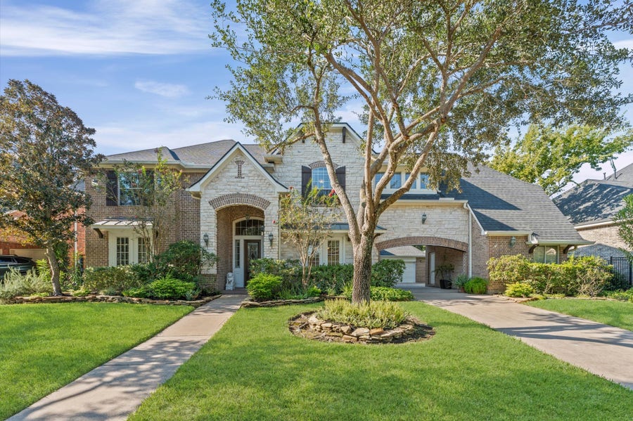 Property photo for 8511 Stones Throw Lane, Missouri City, TX