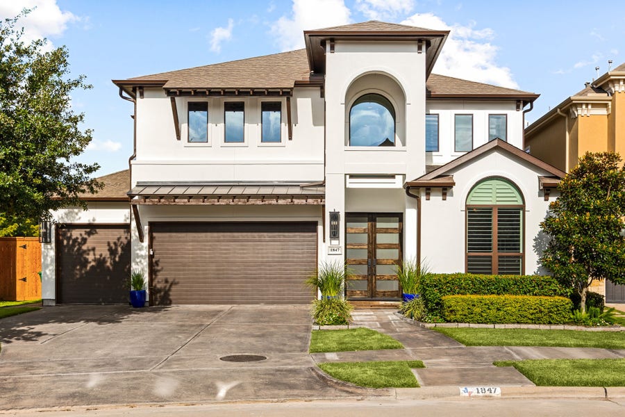 Property photo for 1847 Candlelight Place Drive, Houston, TX