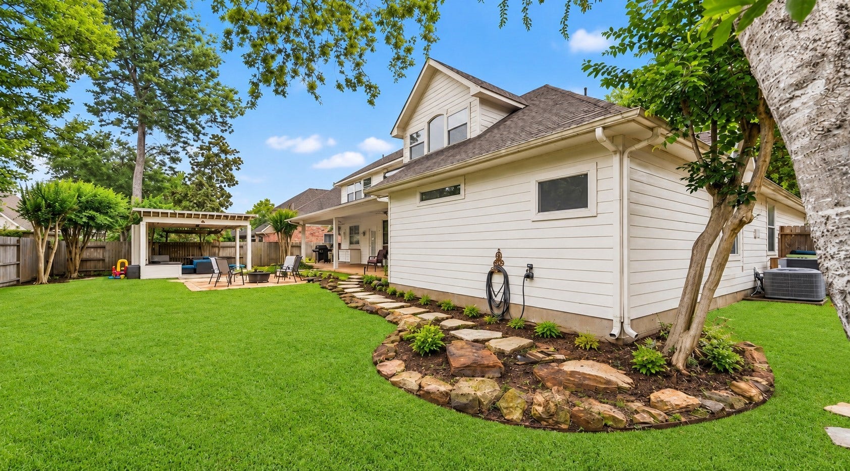 3807 Oakland Circle, Missouri City, TX 77459 3807 Oakland Circle, Missouri City, TX 77459