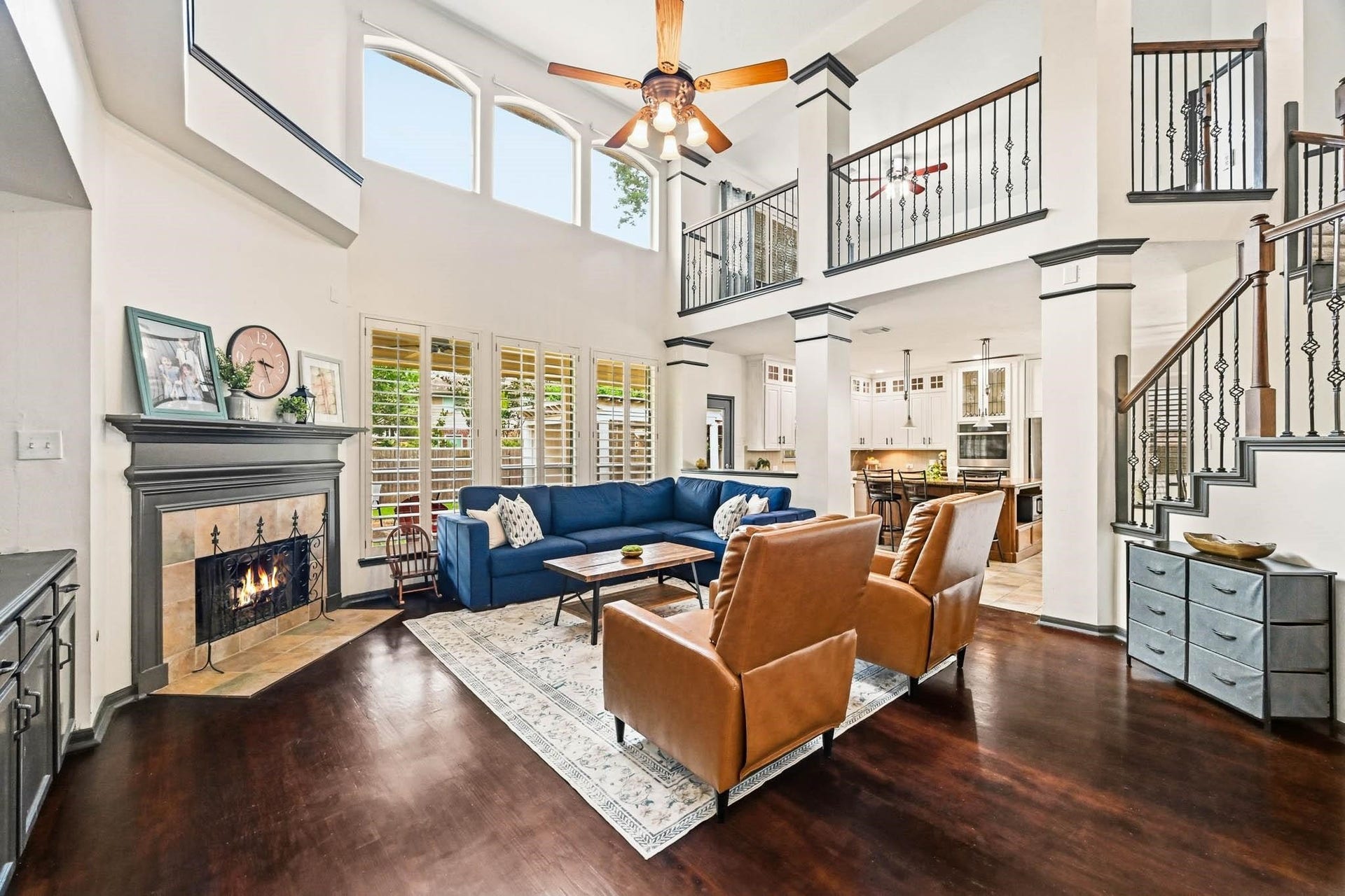 3807 Oakland Circle, Missouri City, TX 77459 3807 Oakland Circle, Missouri City, TX 77459