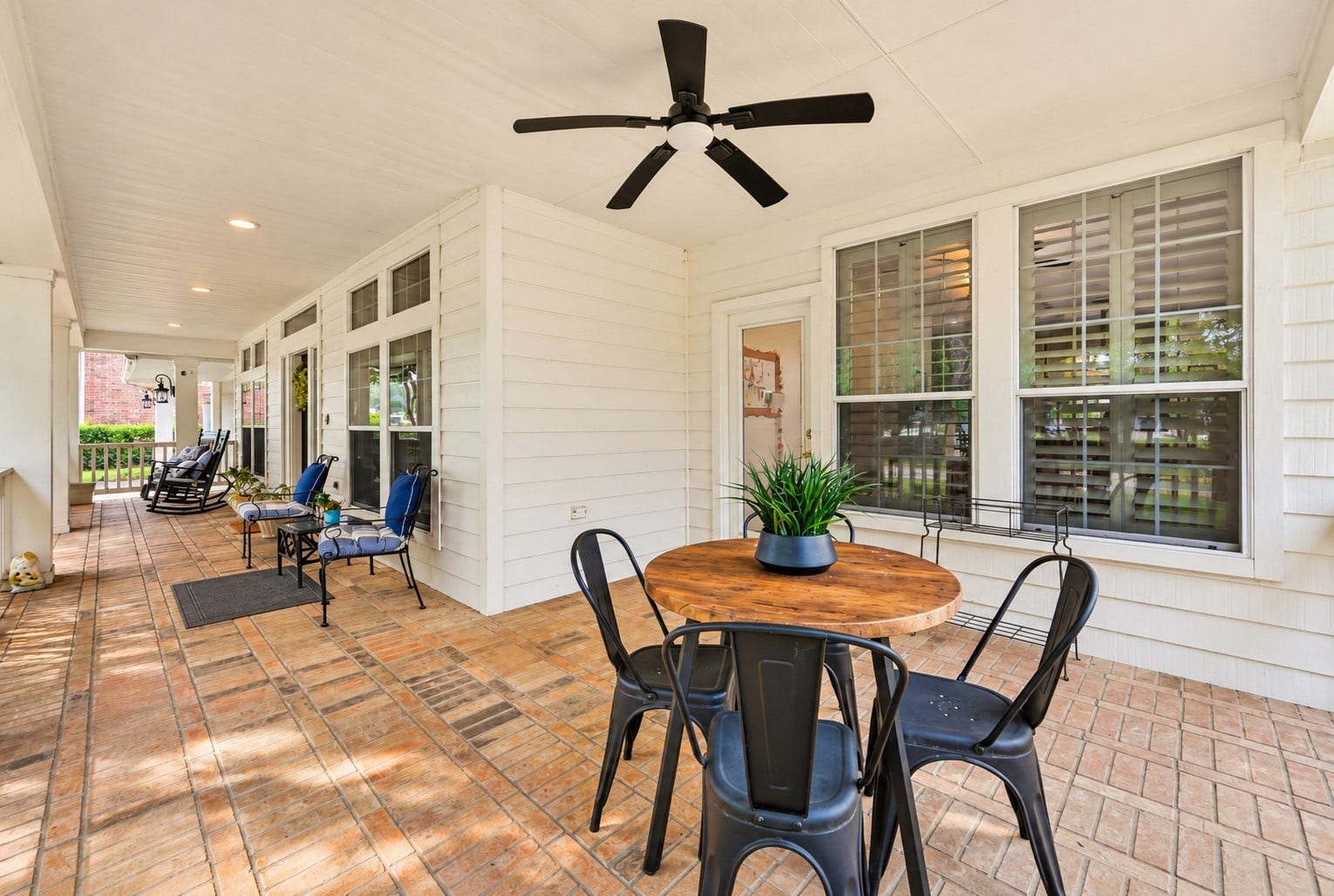 3807 Oakland Circle, Missouri City, TX 77459 3807 Oakland Circle, Missouri City, TX 77459