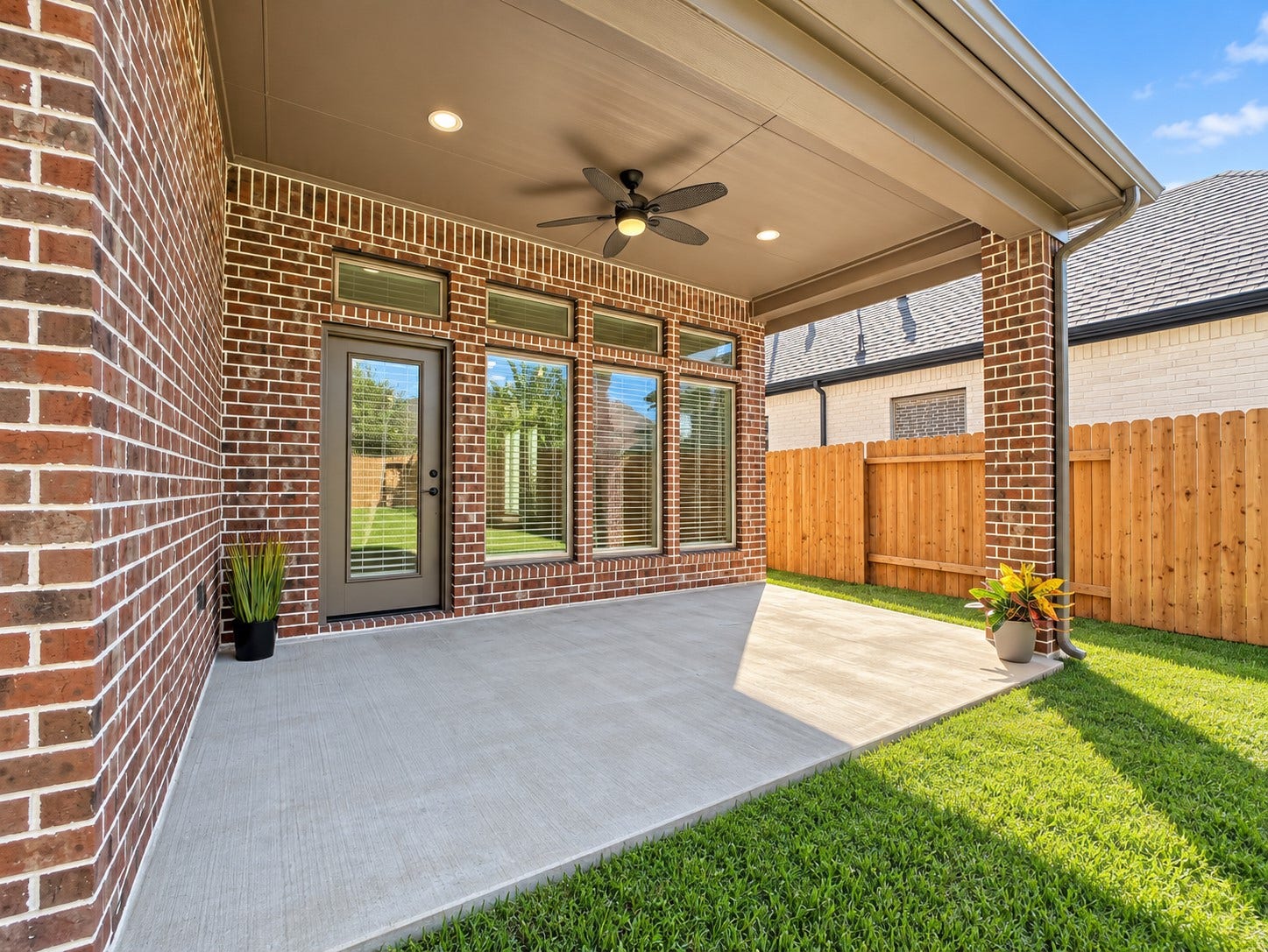 146 Dove Springs Court, Conroe, TX 77304 146 Dove Springs Court, Conroe, TX 77304