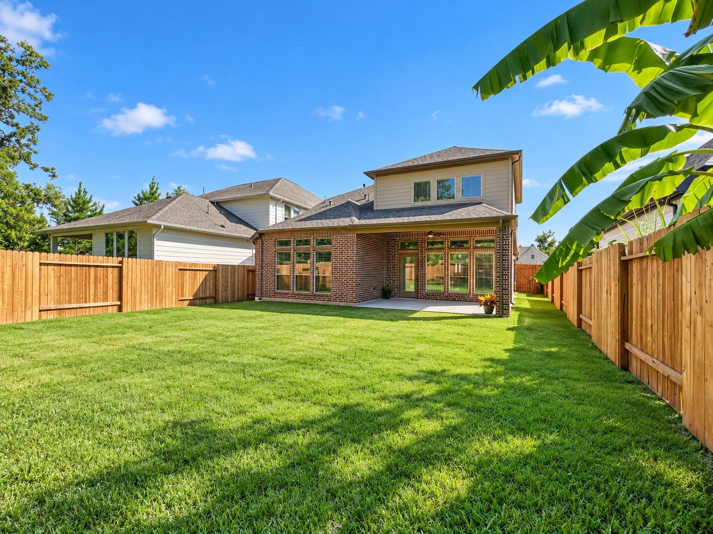 146 Dove Springs Court, Conroe, TX 77304 The backyard offers space to add a custom pool, play set for the kids, outdoor kitchen or a relaxing fire pit area.