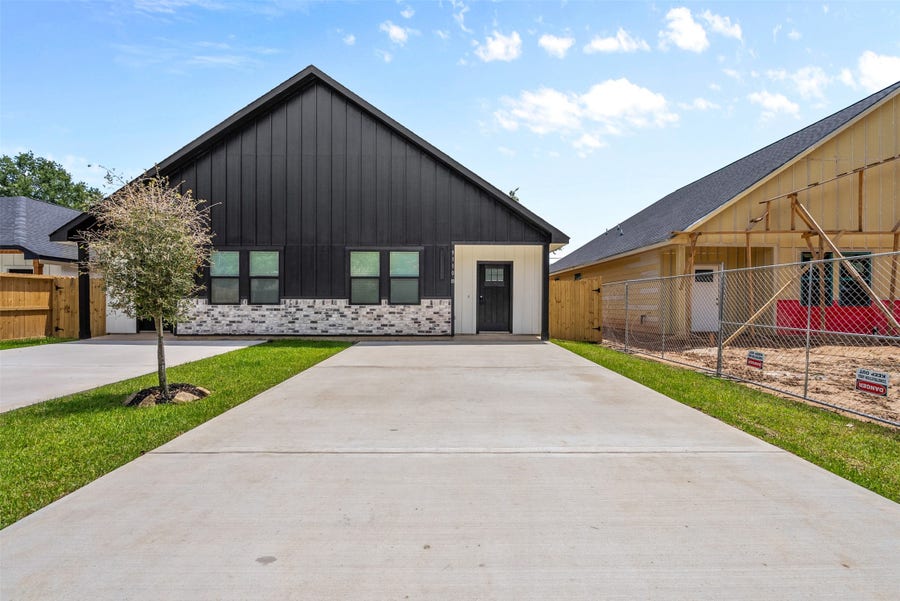 Property photo for 9110 Everglade, #B, Houston, TX