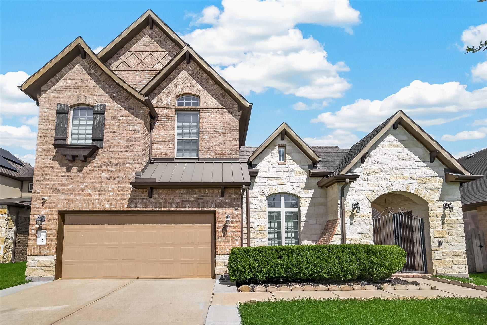 13711 Glendon Drive, Richmond, TX 77407 Beautiful front elavation