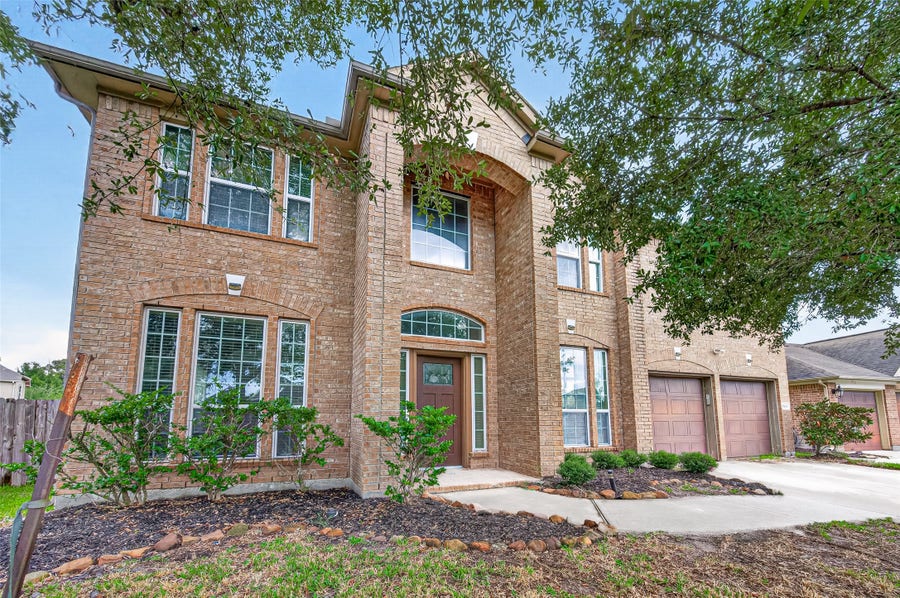 Property photo for 9539 Alabaster Oaks Lane, Humble, TX