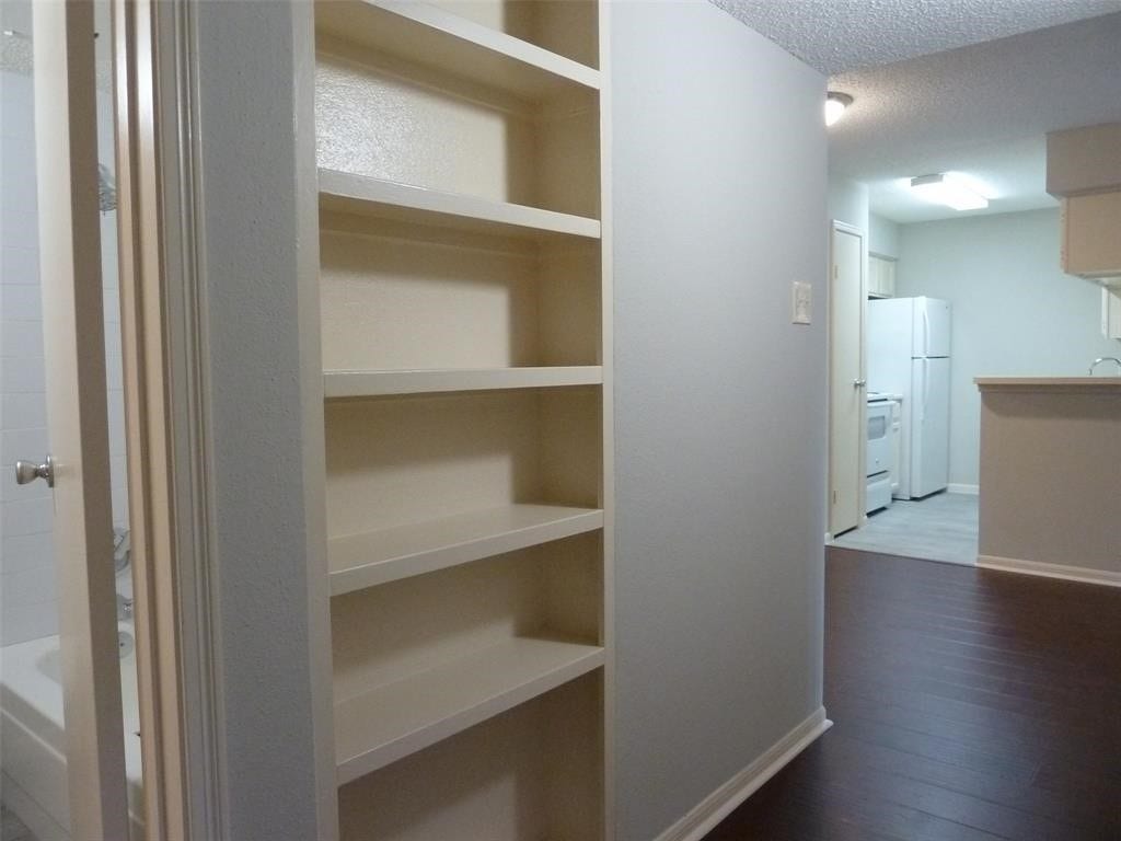 2120 El Paseo Street, #1408, Houston, TX 77054 2120 El Paseo Street, #1408, Houston, TX 77054