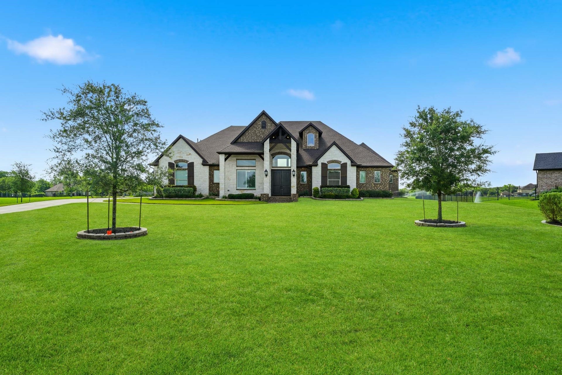 3910 Lakes Of Mission Grove Boulevard, Richmond, TX 77406