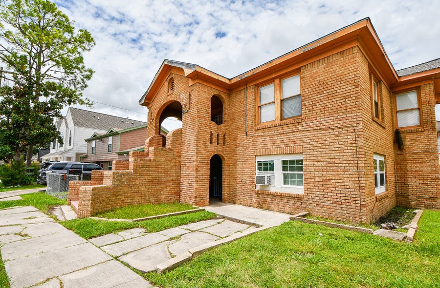 Property photo for 5049 Jefferson Street, #B, Houston, TX