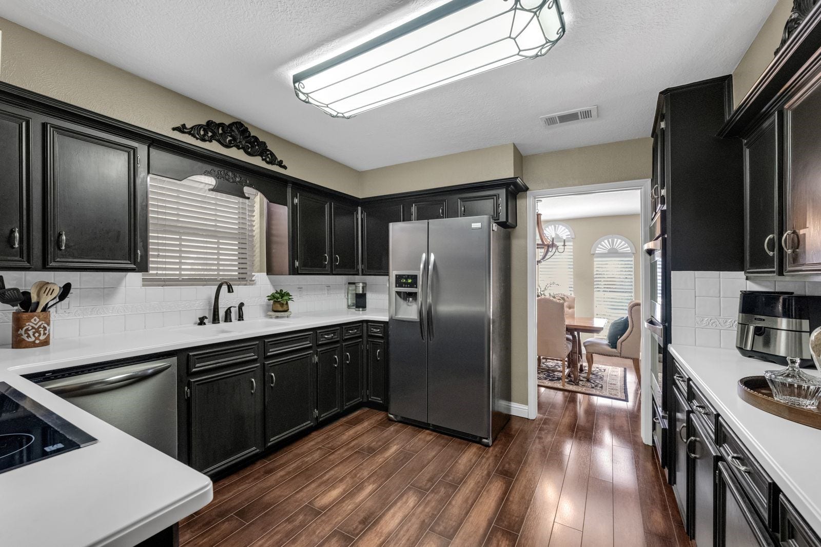 16043 Spinnaker Drive, Crosby, TX 77532 16043 Spinnaker Drive, Crosby, TX 77532