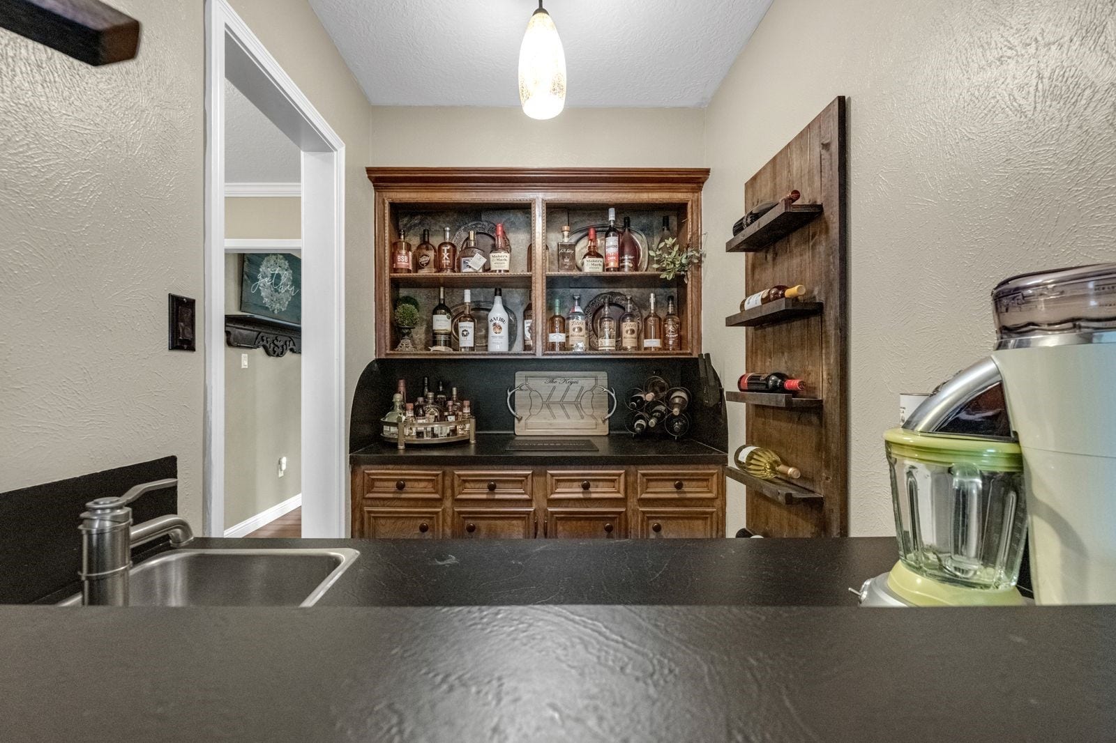 16043 Spinnaker Drive, Crosby, TX 77532 16043 Spinnaker Drive, Crosby, TX 77532
