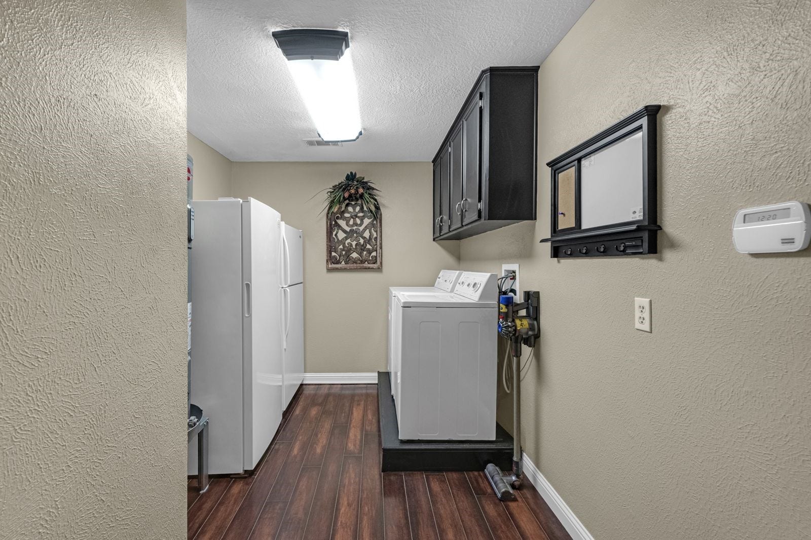 16043 Spinnaker Drive, Crosby, TX 77532 16043 Spinnaker Drive, Crosby, TX 77532