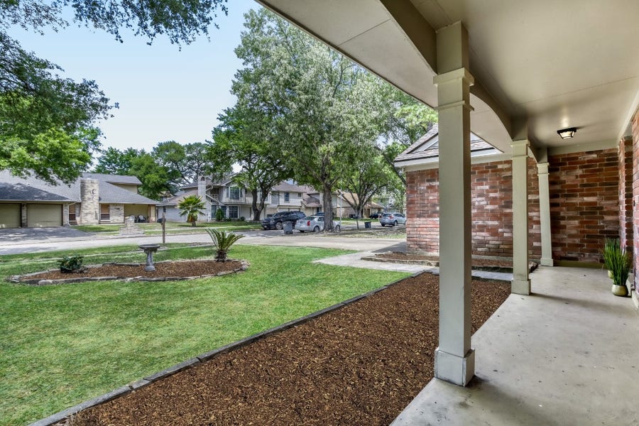 Property photo for 10603 Prospect Hill Drive, Houston, TX