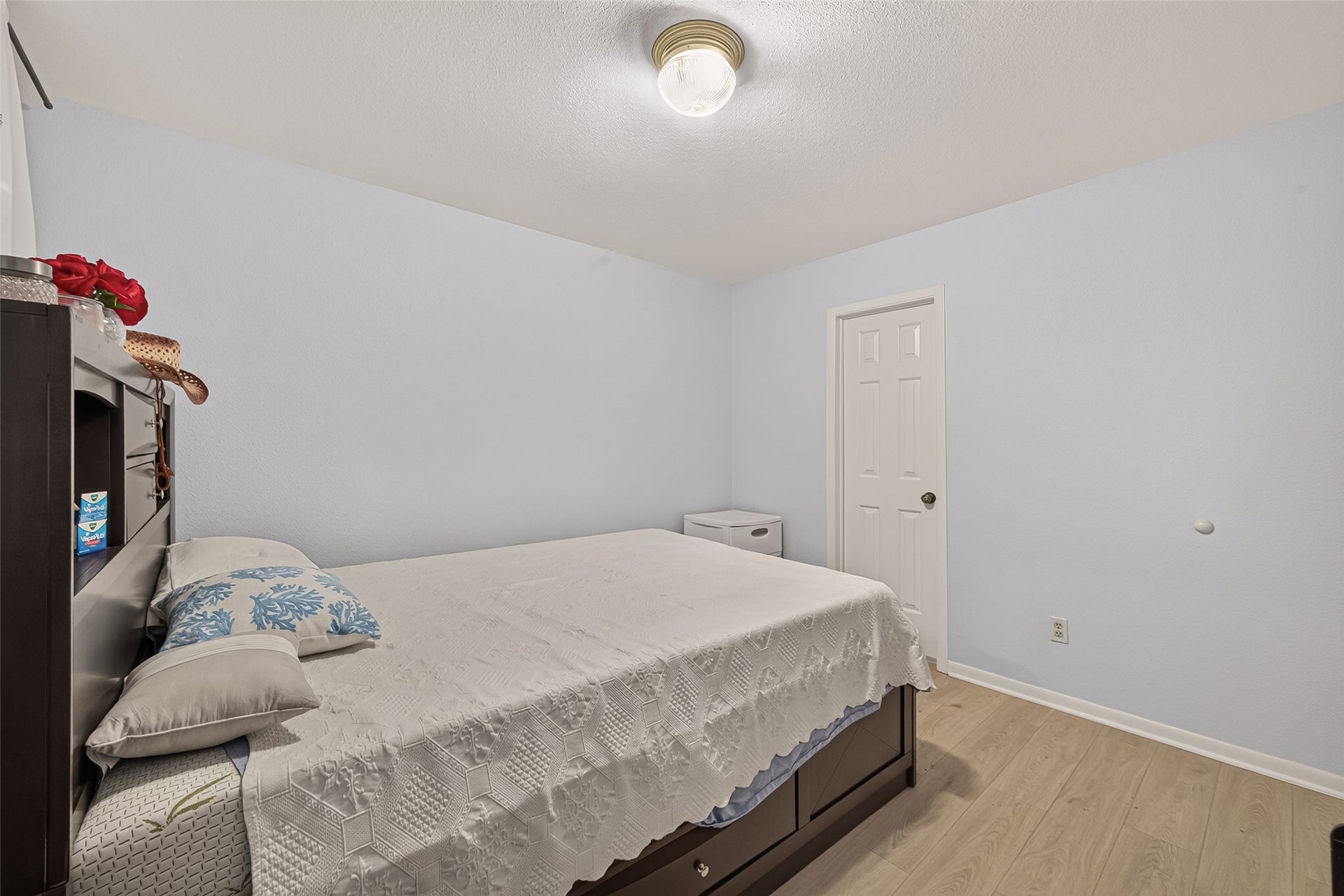 16111 Aspenglenn Drive, #208, Houston, TX 77084 16111 Aspenglenn Drive, #208, Houston, TX 77084