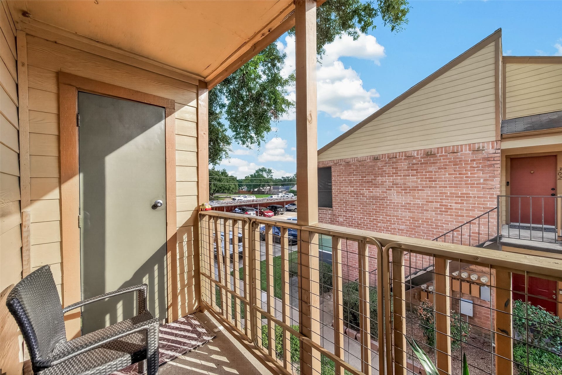 16111 Aspenglenn Drive, #208, Houston, TX 77084 16111 Aspenglenn Drive, #208, Houston, TX 77084