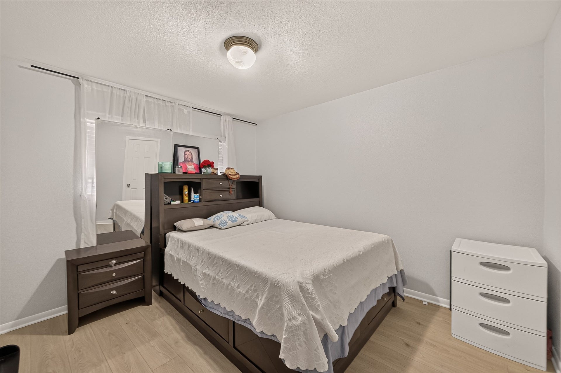 16111 Aspenglenn Drive, #208, Houston, TX 77084 16111 Aspenglenn Drive, #208, Houston, TX 77084