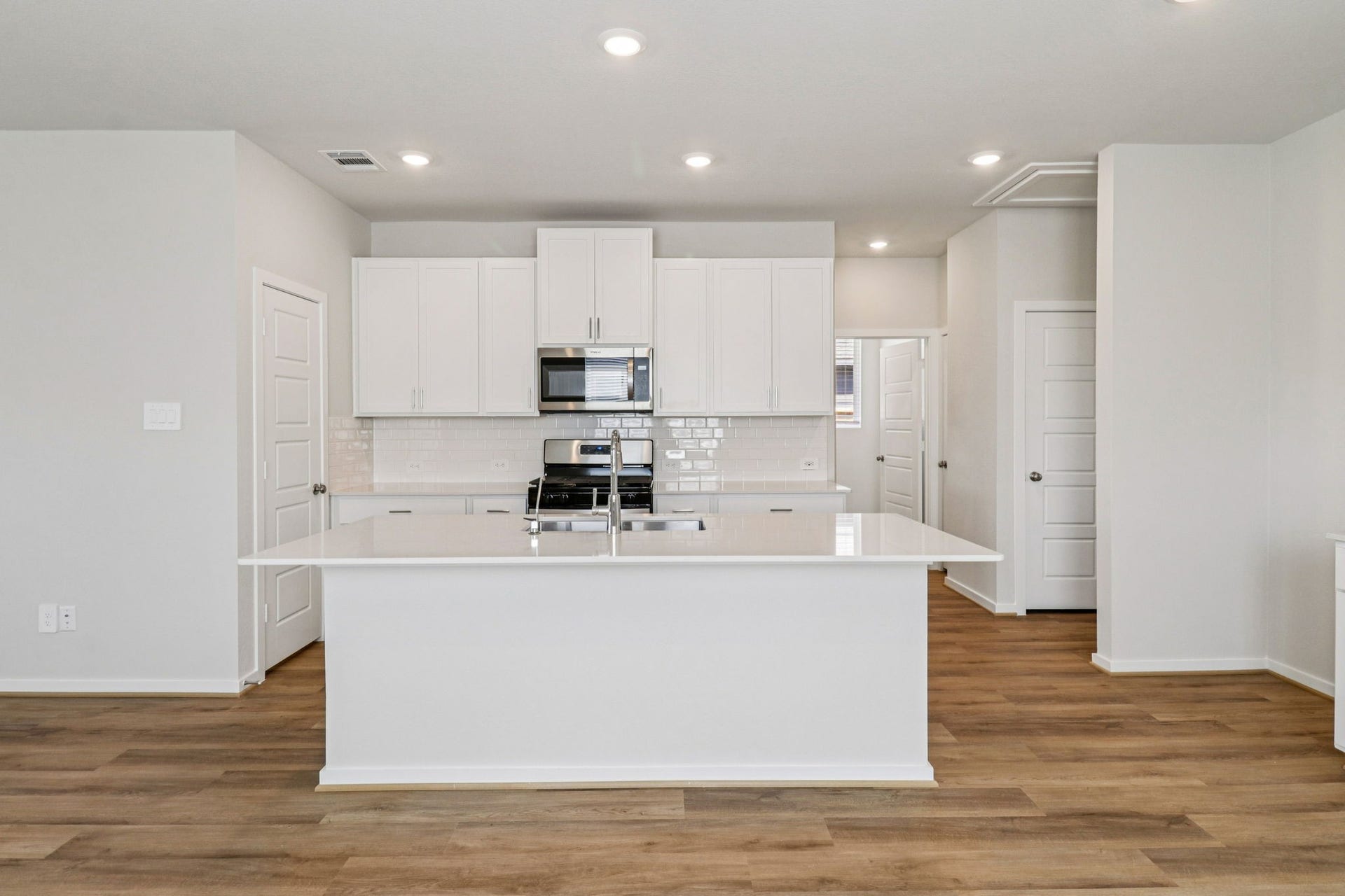 2410 Pioneer Landing Lane, Crosby, TX 77532 2410 Pioneer Landing Lane, Crosby, TX 77532