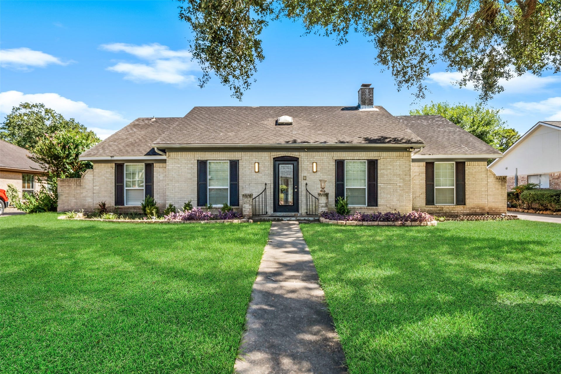 3211 N Park Drive, Missouri City, TX 77459 3211 N Park Drive, Missouri City, TX 77459