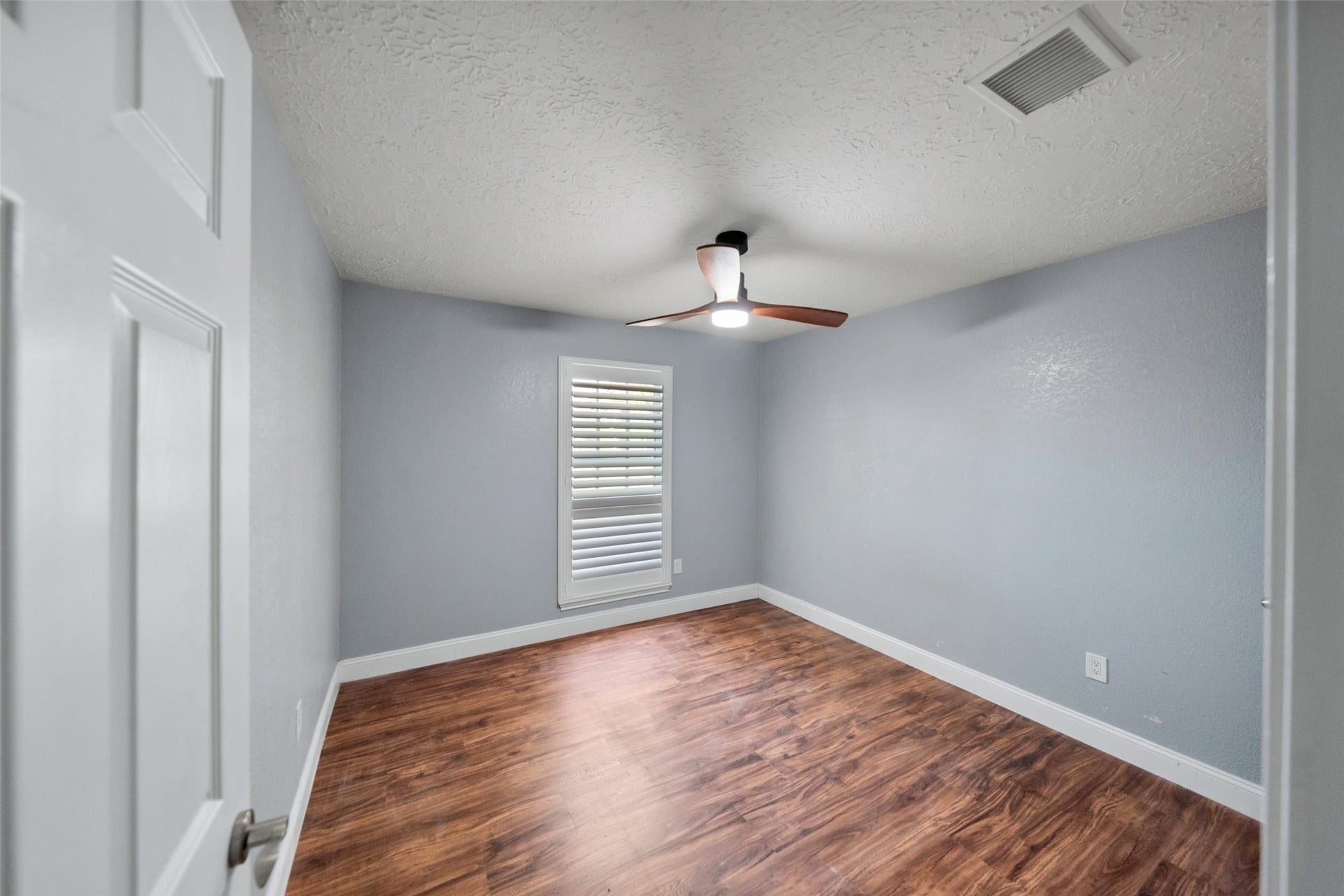 3211 N Park Drive, Missouri City, TX 77459 3211 N Park Drive, Missouri City, TX 77459