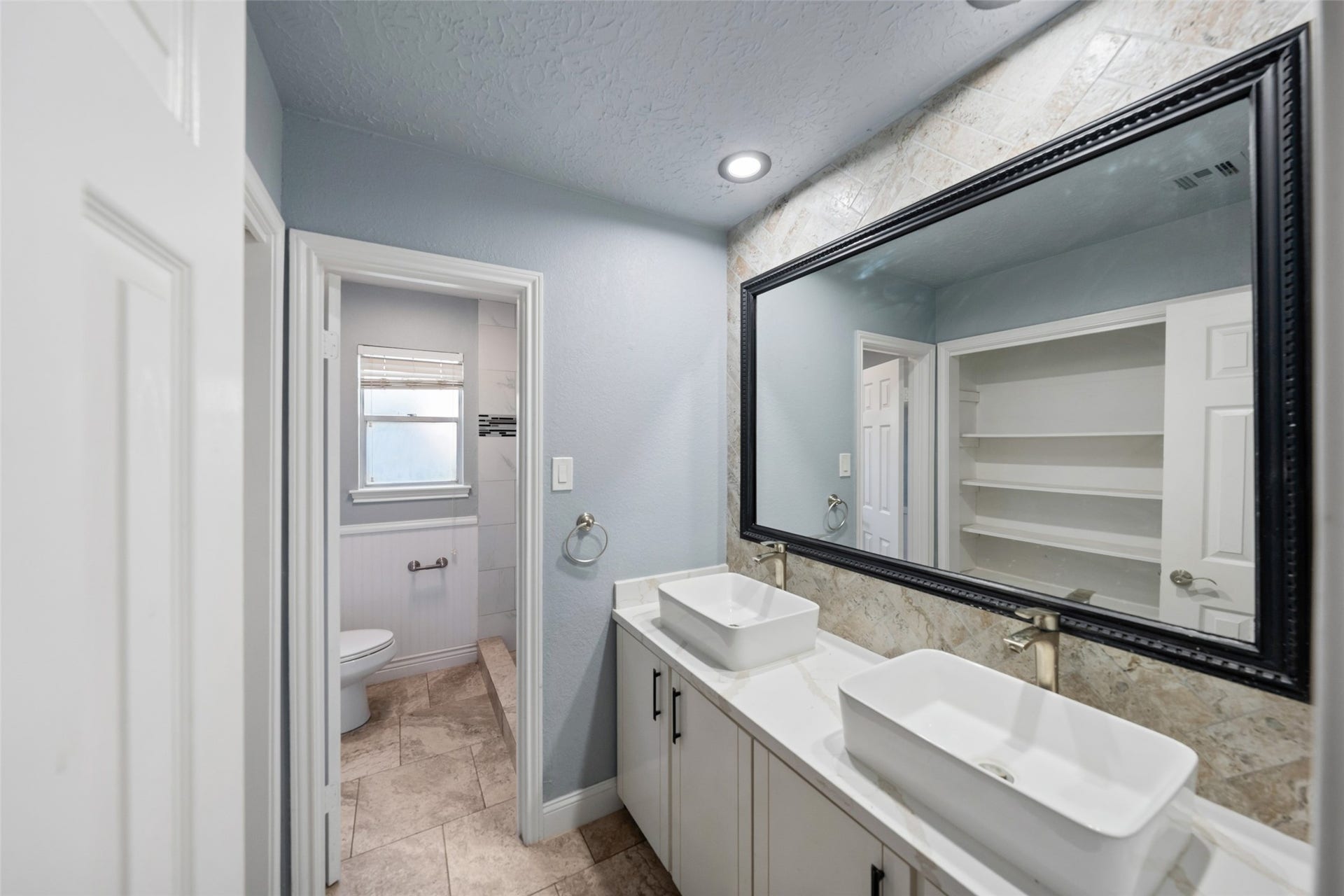 3211 N Park Drive, Missouri City, TX 77459 3211 N Park Drive, Missouri City, TX 77459