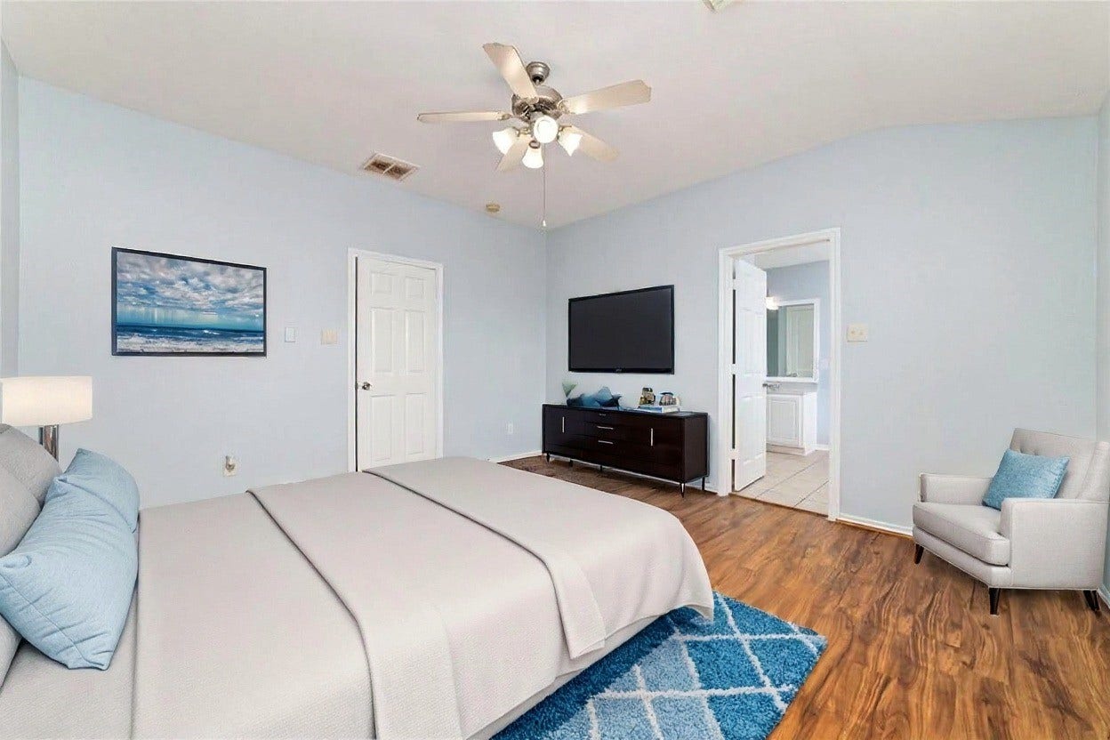 8734 Rainglen Lane, Houston, TX 77044
