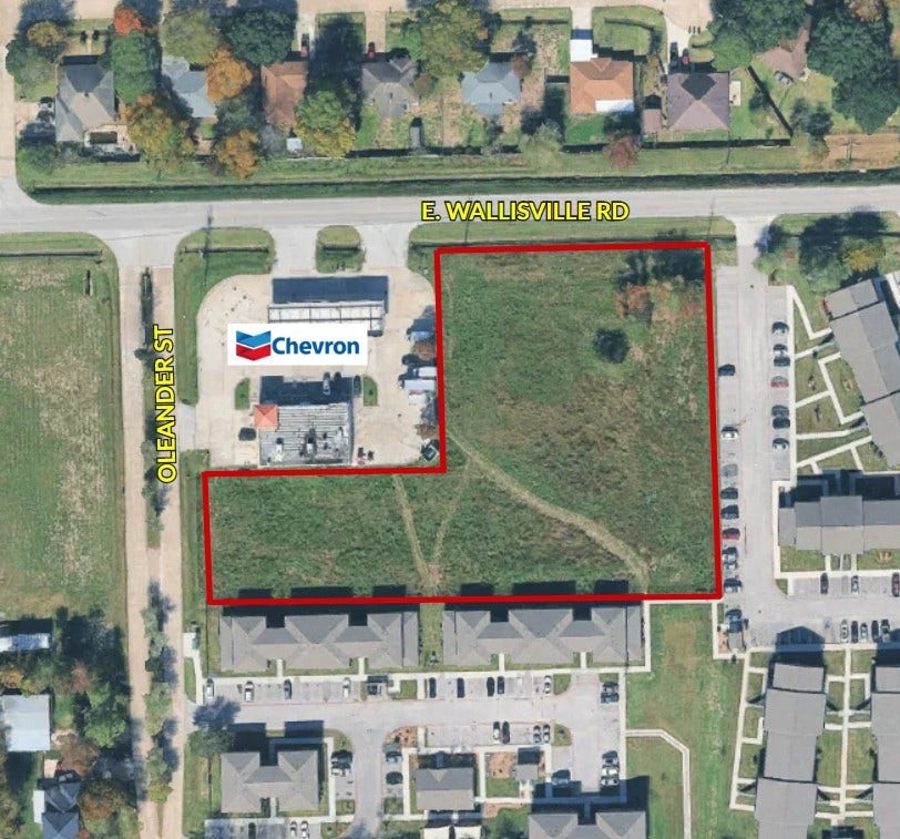 Property photo for 2404 E Wallisville Road, Highlands, TX