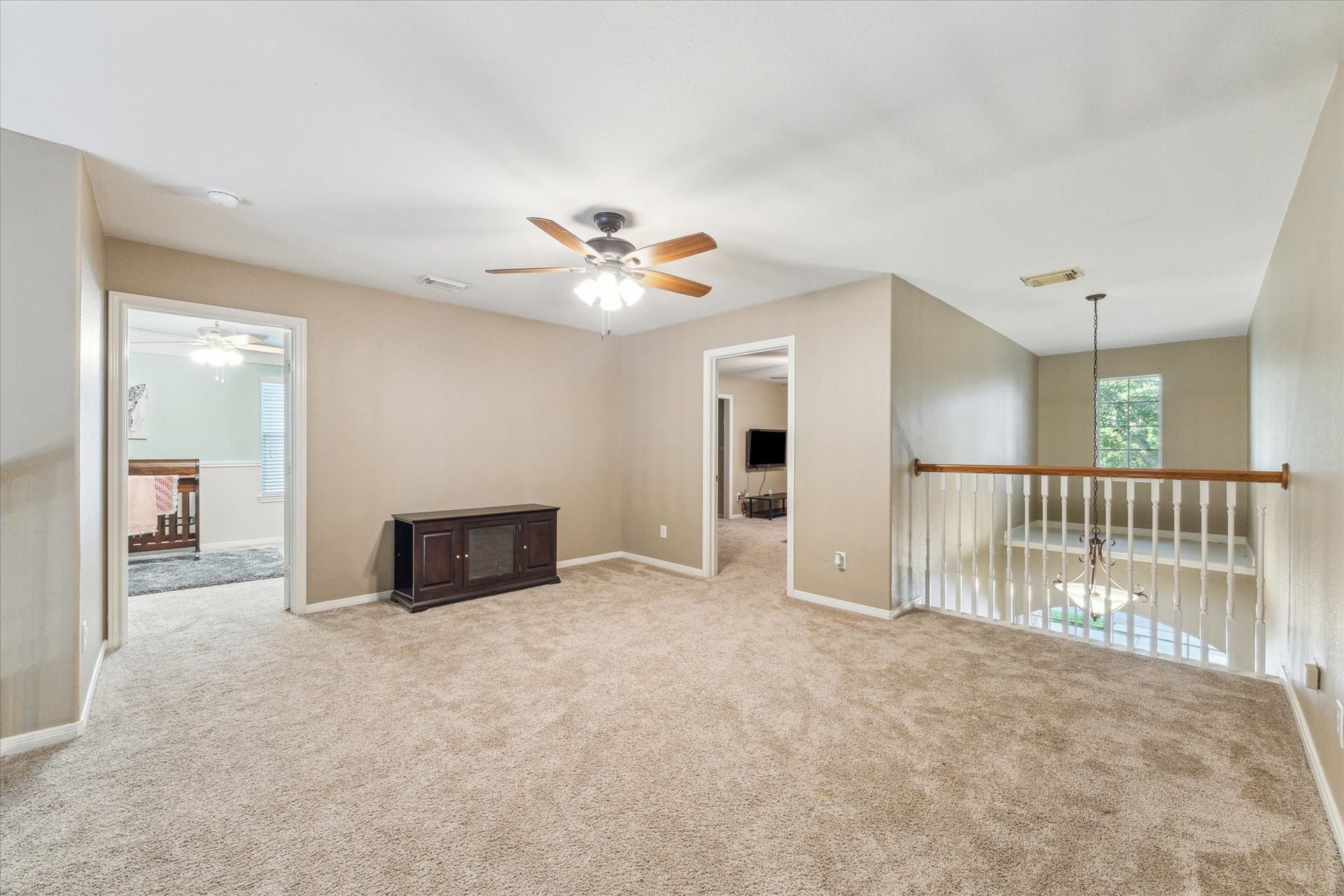 3608 Mahejan Drive, Pearland, TX 77584 3608 Mahejan Drive, Pearland, TX 77584
