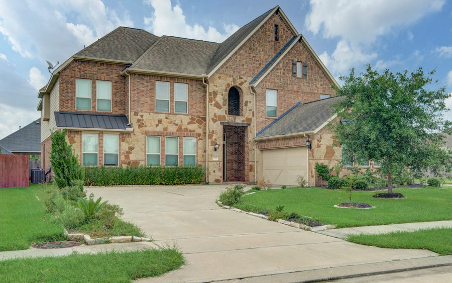 Property photo for 3077 Tradinghouse Creek Lane, League City, TX