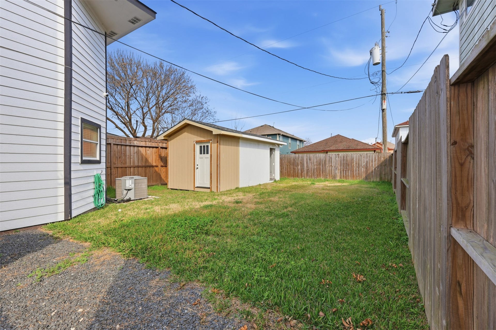 9026 Mcgallion Road, Houston, TX 77022 9026 Mcgallion Road, Houston, TX 77022