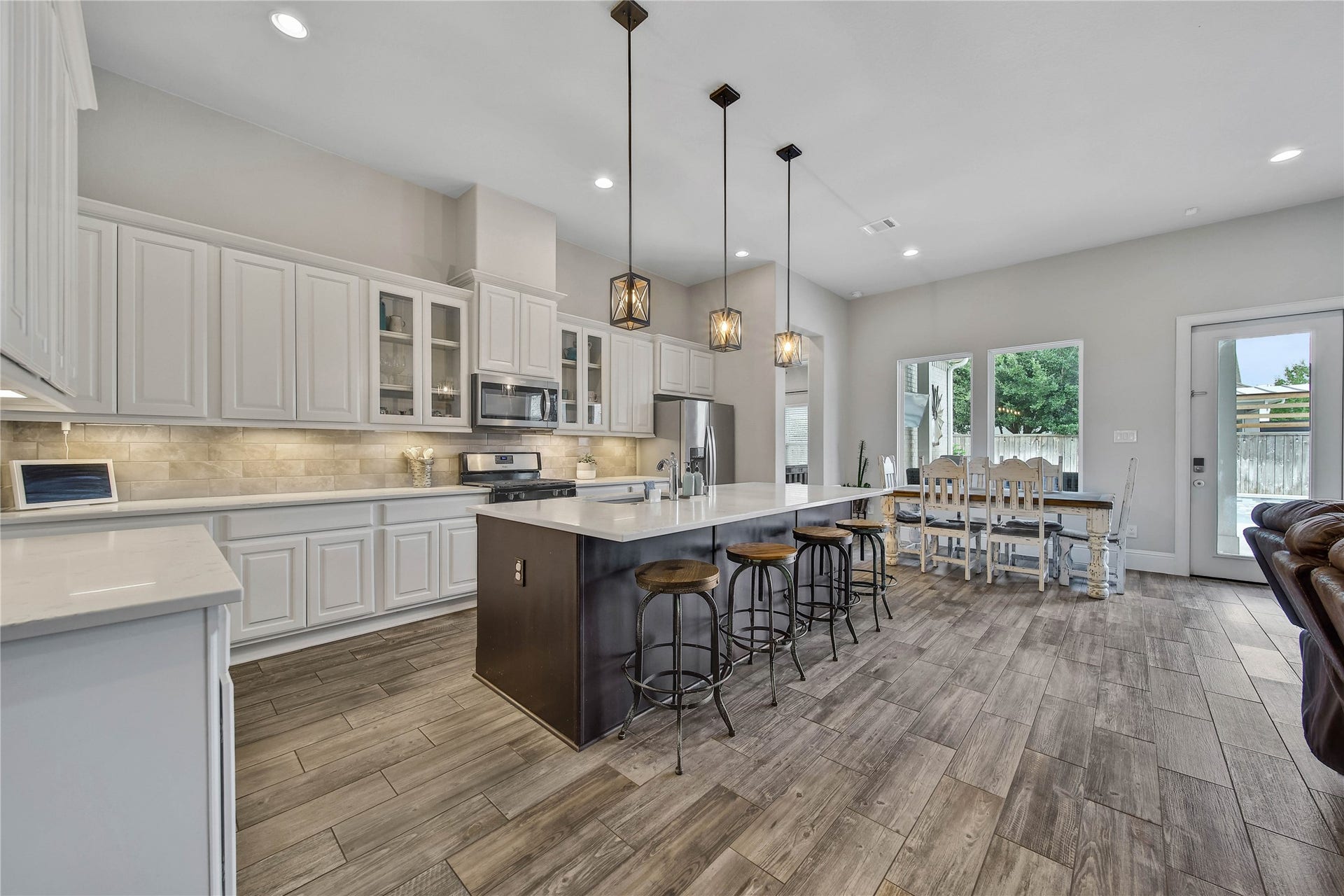 114 Pilazzo Street, Montgomery, TX 77316 114 Pilazzo Street, Montgomery, TX 77316