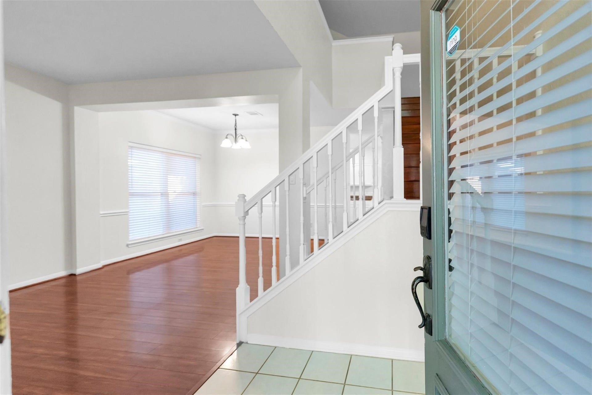18 Dover Drive, Conroe, TX 77304 18 Dover Drive, Conroe, TX 77304