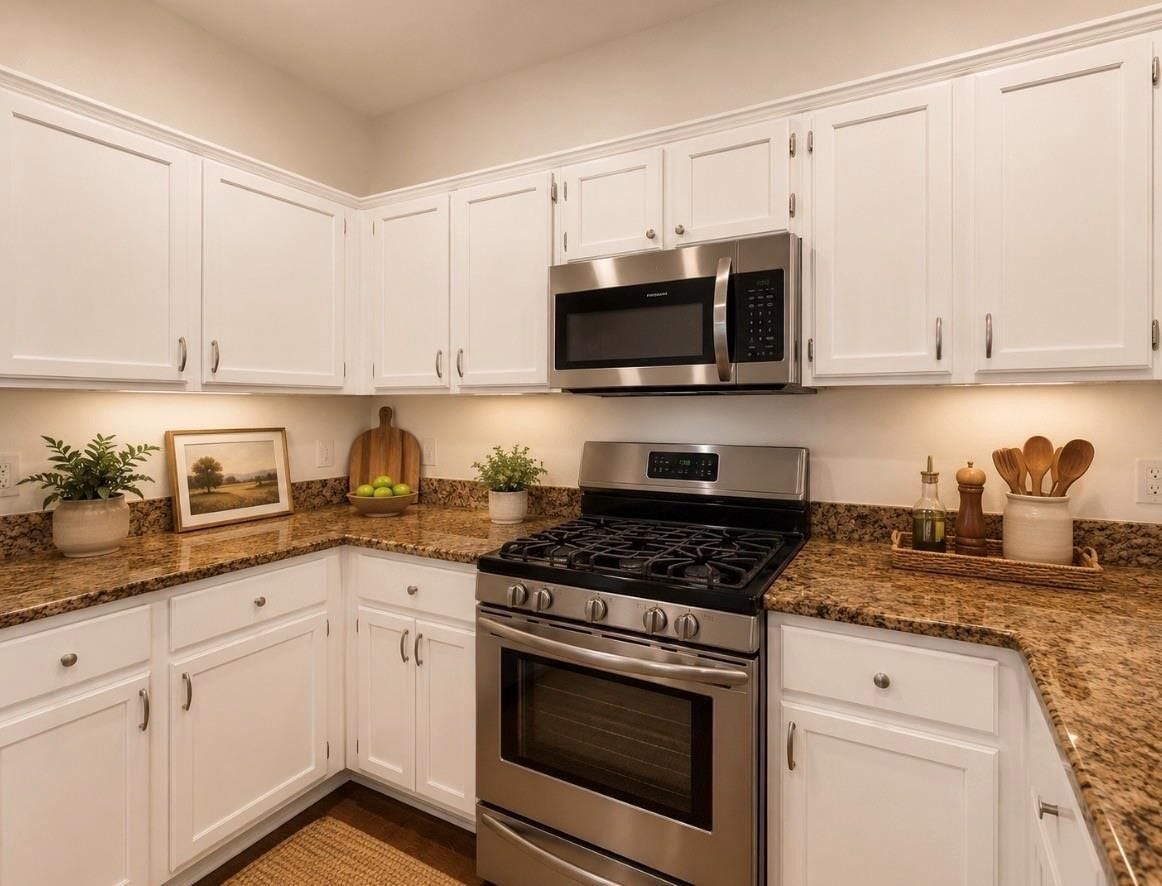 18 Dover Drive, Conroe, TX 77304 18 Dover Drive, Conroe, TX 77304