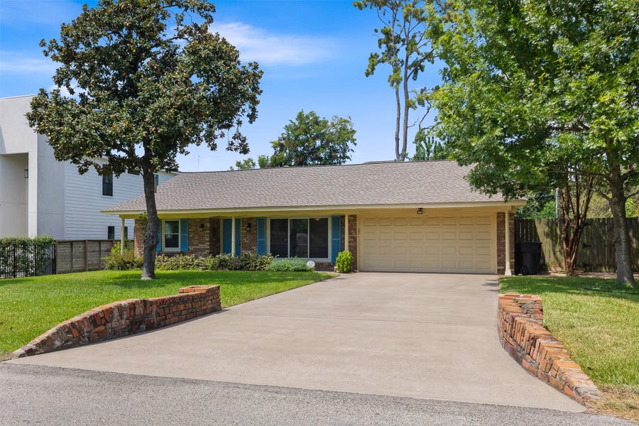 Property photo for 1427 Adkins Road, Houston, TX
