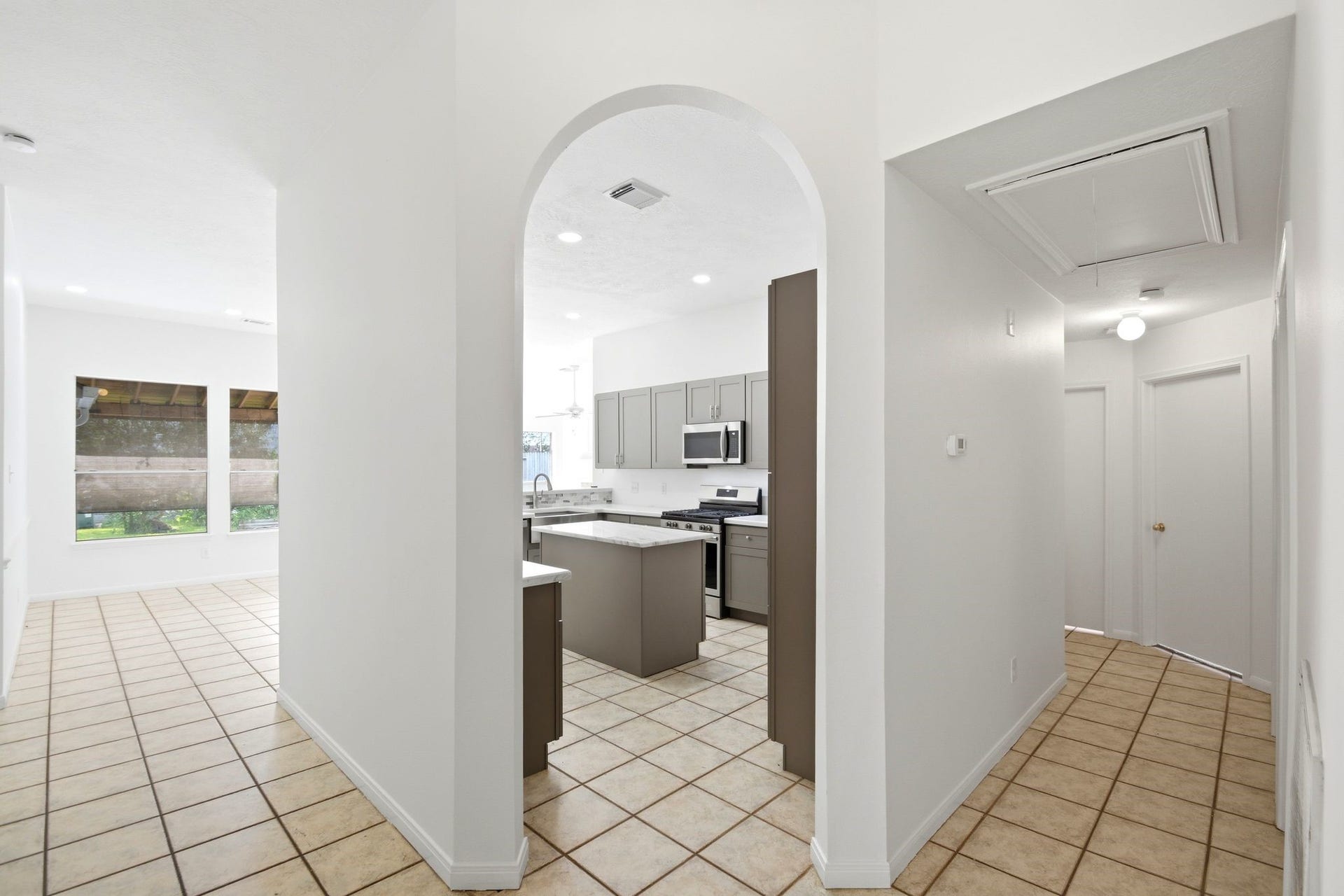 16918 Serenity Cove Circle, Friendswood, TX 77546 16918 Serenity Cove Circle, Friendswood, TX 77546