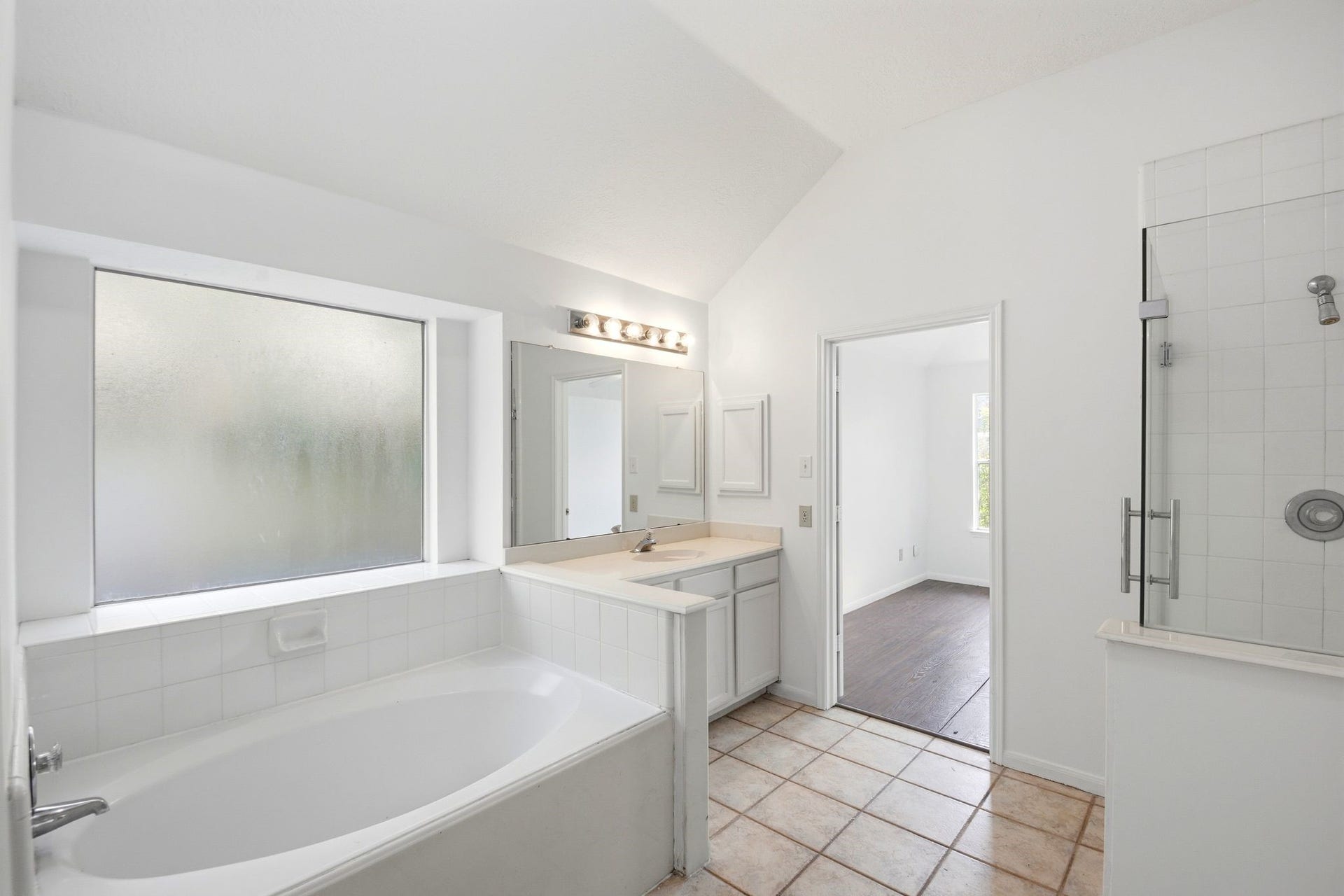 16918 Serenity Cove Circle, Friendswood, TX 77546 16918 Serenity Cove Circle, Friendswood, TX 77546
