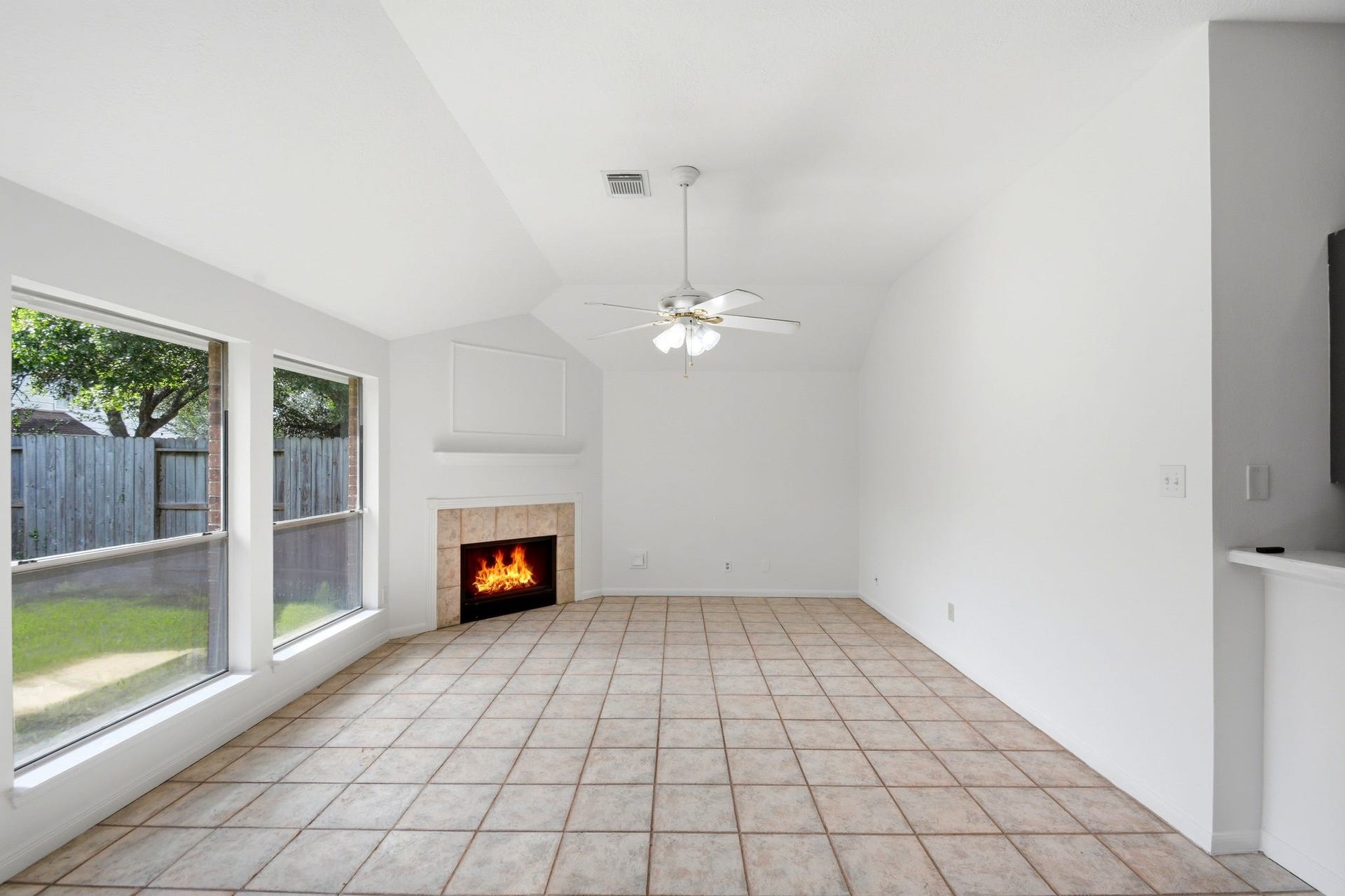 16918 Serenity Cove Circle, Friendswood, TX 77546 16918 Serenity Cove Circle, Friendswood, TX 77546