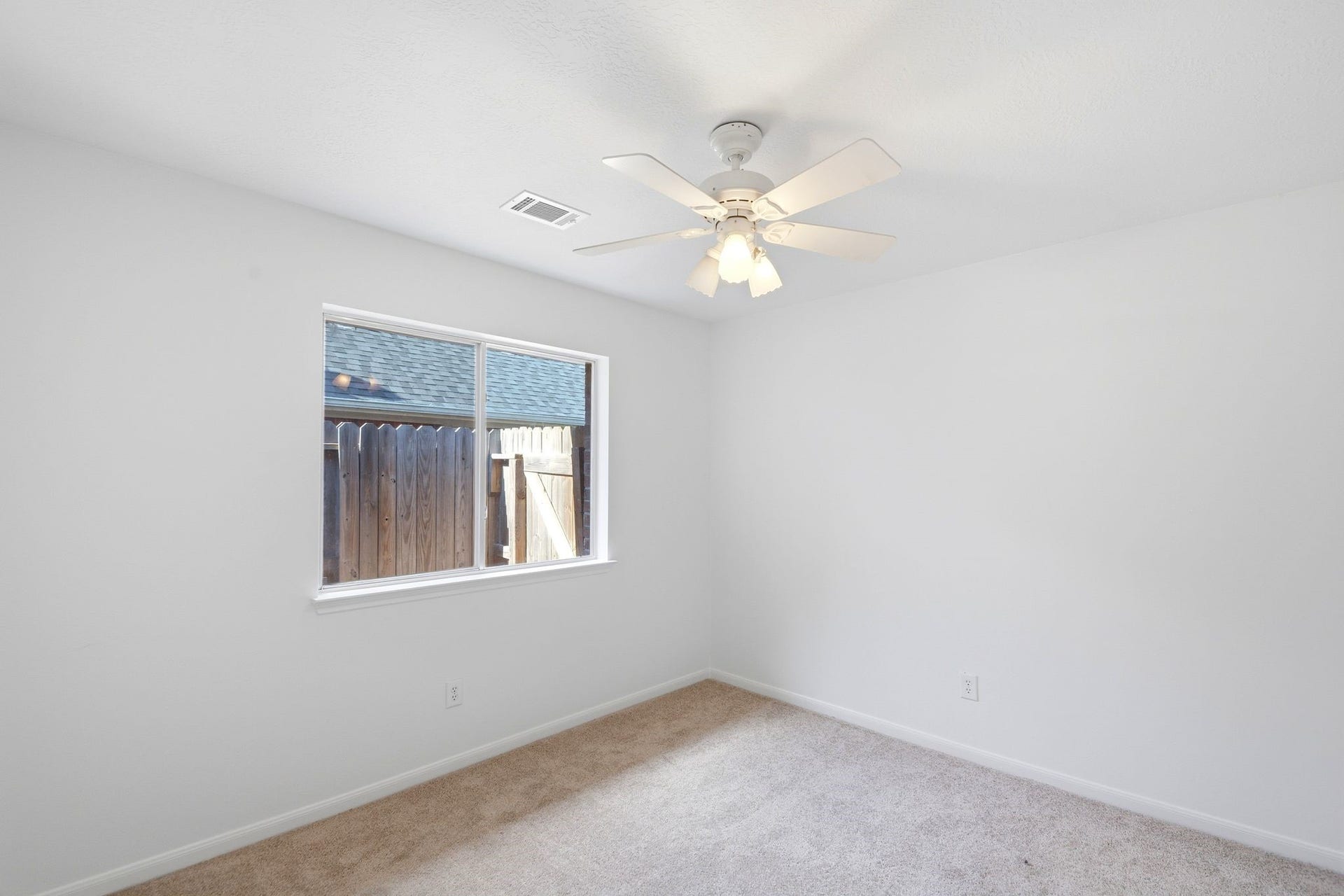 16918 Serenity Cove Circle, Friendswood, TX 77546 16918 Serenity Cove Circle, Friendswood, TX 77546