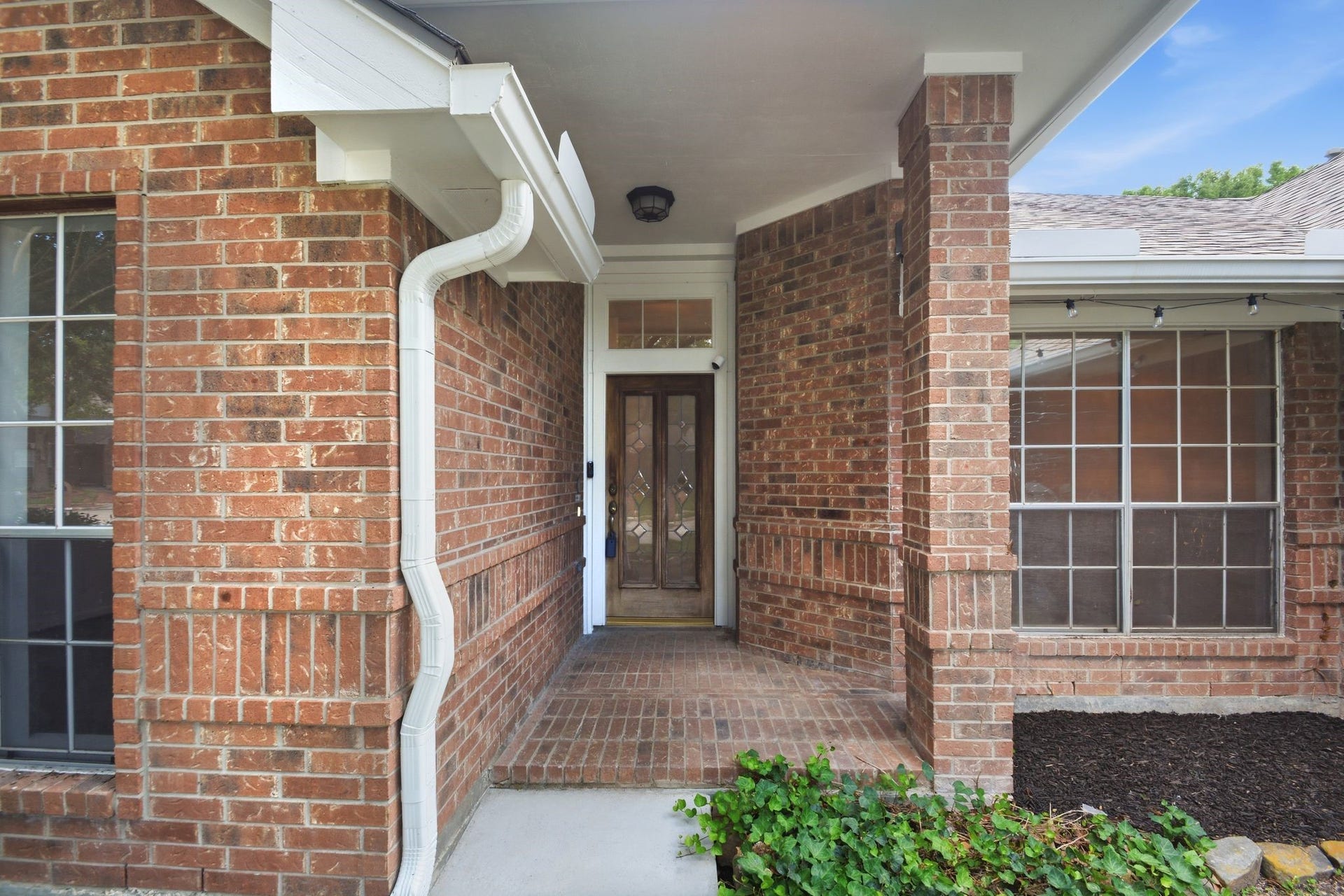 16918 Serenity Cove Circle, Friendswood, TX 77546 16918 Serenity Cove Circle, Friendswood, TX 77546