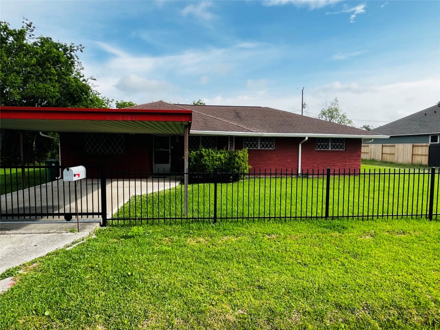 Property photo for 13421 Utica Street, Houston, TX