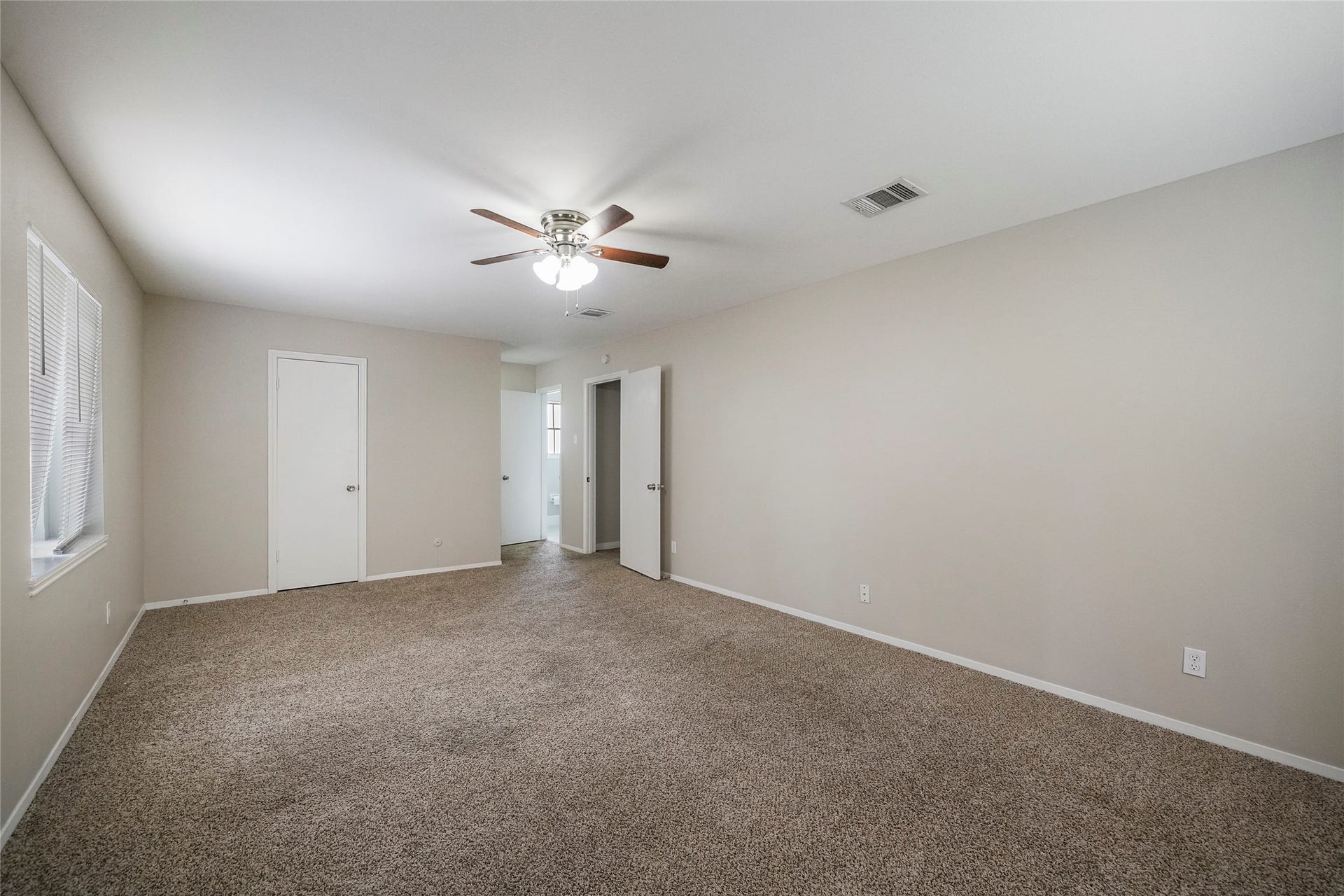 643 Ames Street, Spring, TX 77373