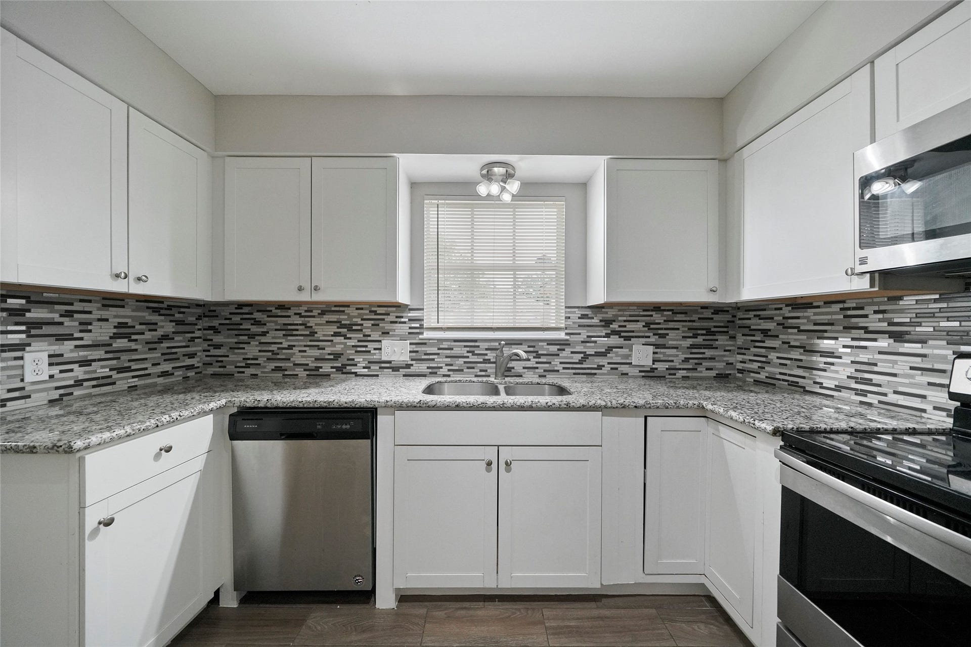 643 Ames Street, Spring, TX 77373