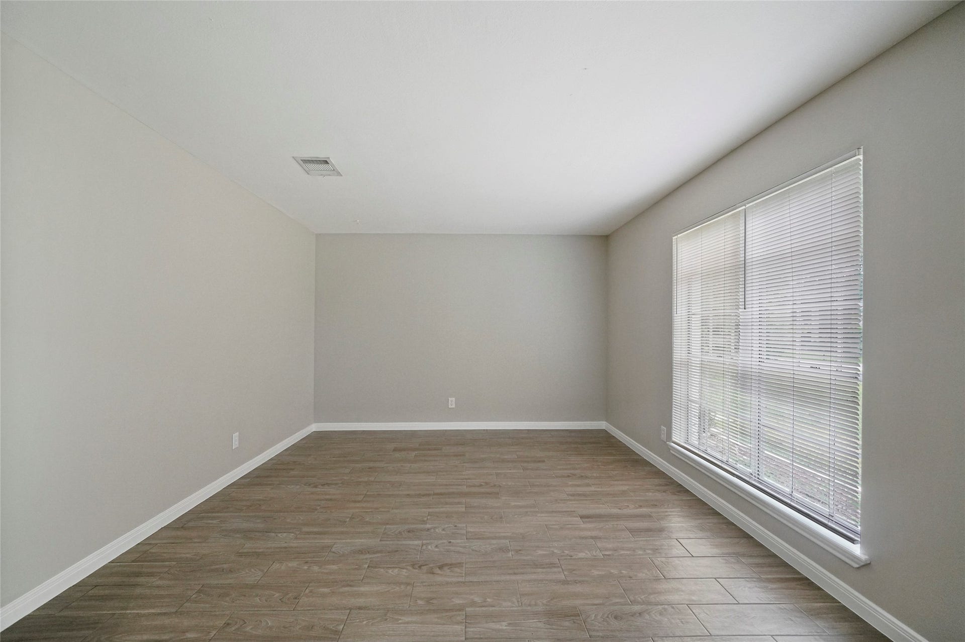 643 Ames Street, Spring, TX 77373