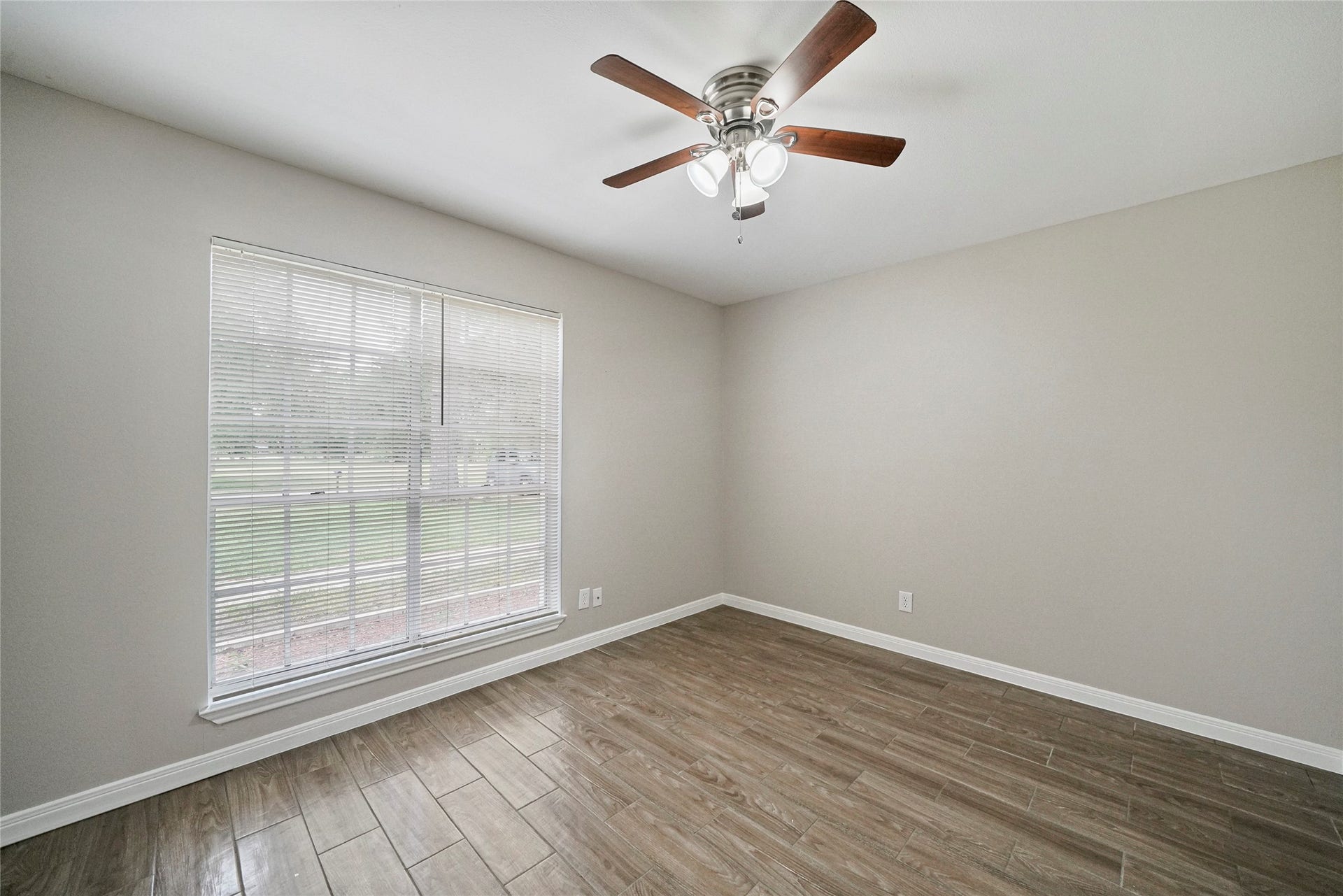 643 Ames Street, Spring, TX 77373