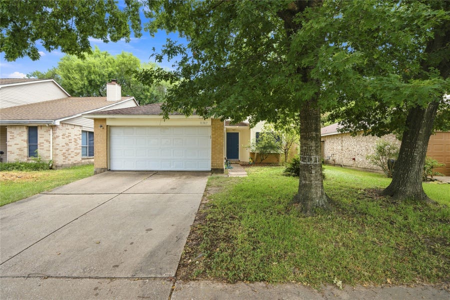Property photo for 11747 Yearling Drive, Houston, TX