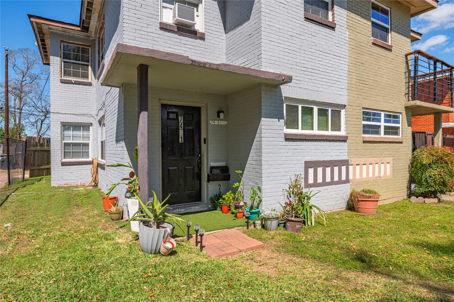 Property photo for 7431 Moline Street, Houston, TX