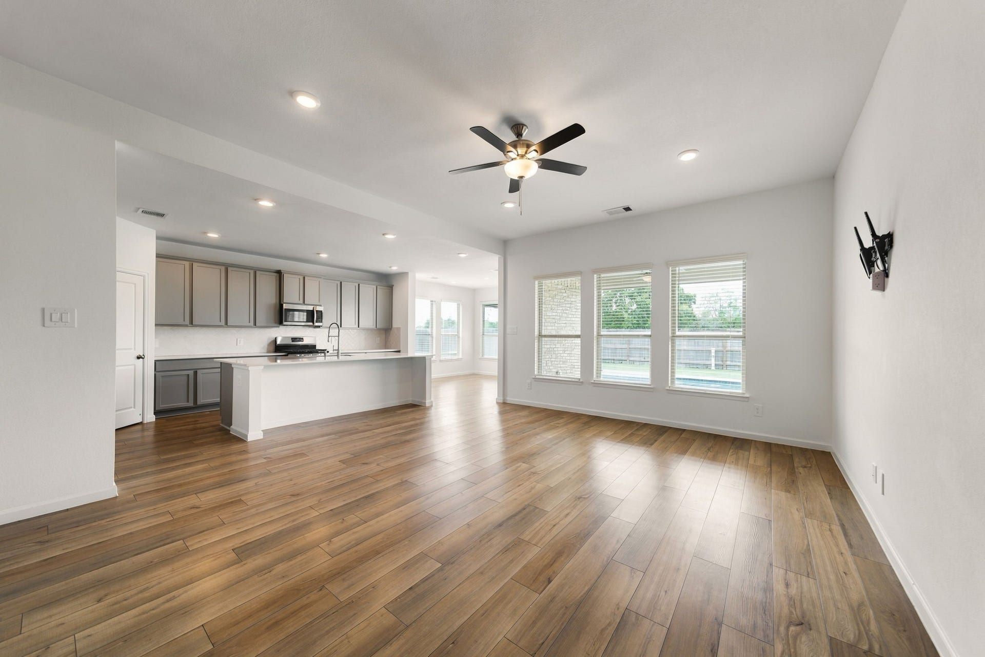 31927 Pippin Orchard Lane, Hockley, TX 77447 31927 Pippin Orchard Lane, Hockley, TX 77447