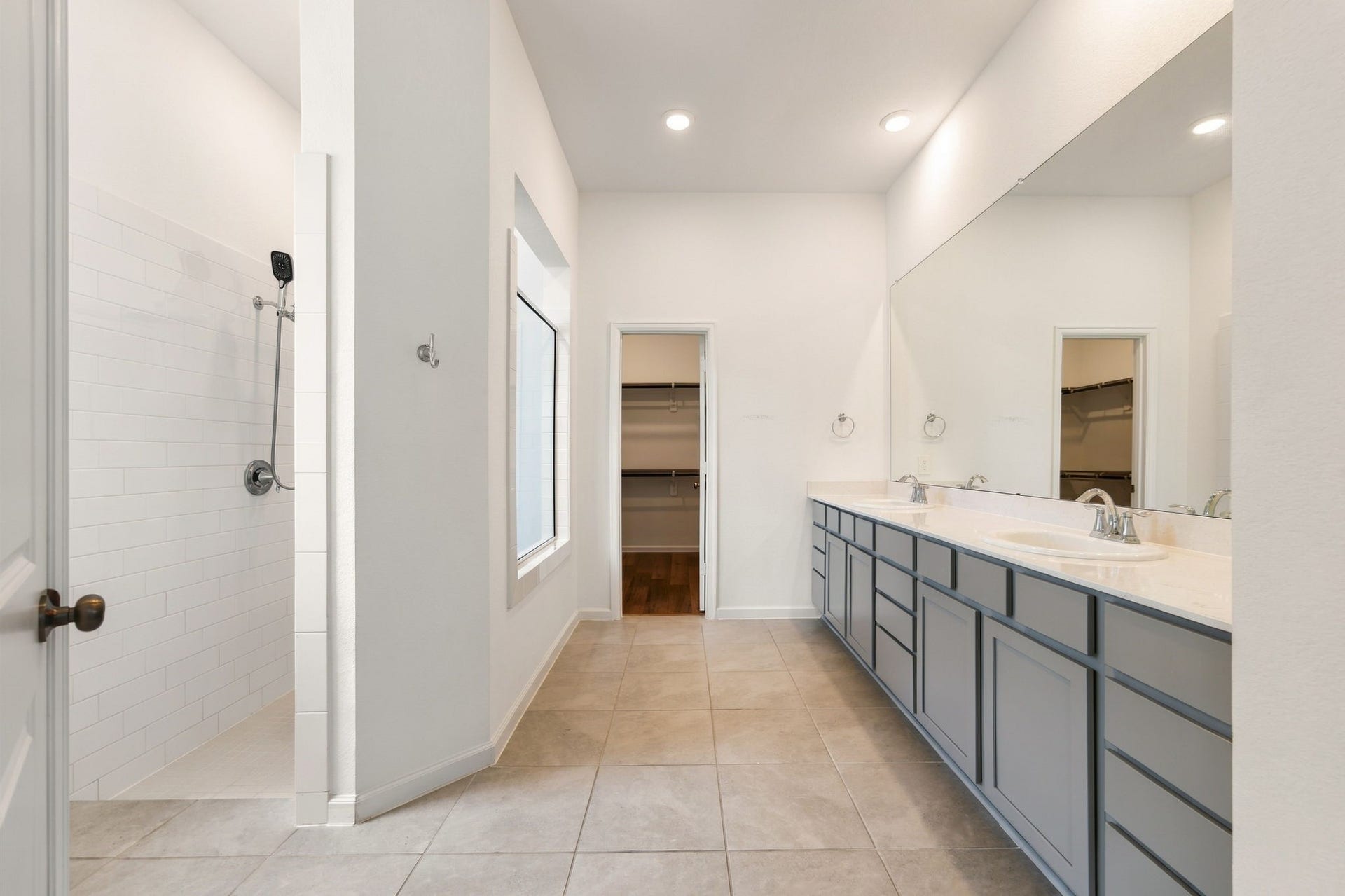 31927 Pippin Orchard Lane, Hockley, TX 77447 primary bathroom