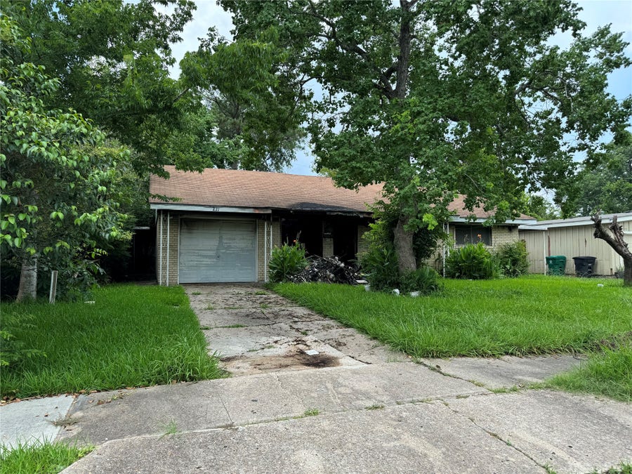 Property photo for 4211 Tavenor Lane, Houston, TX